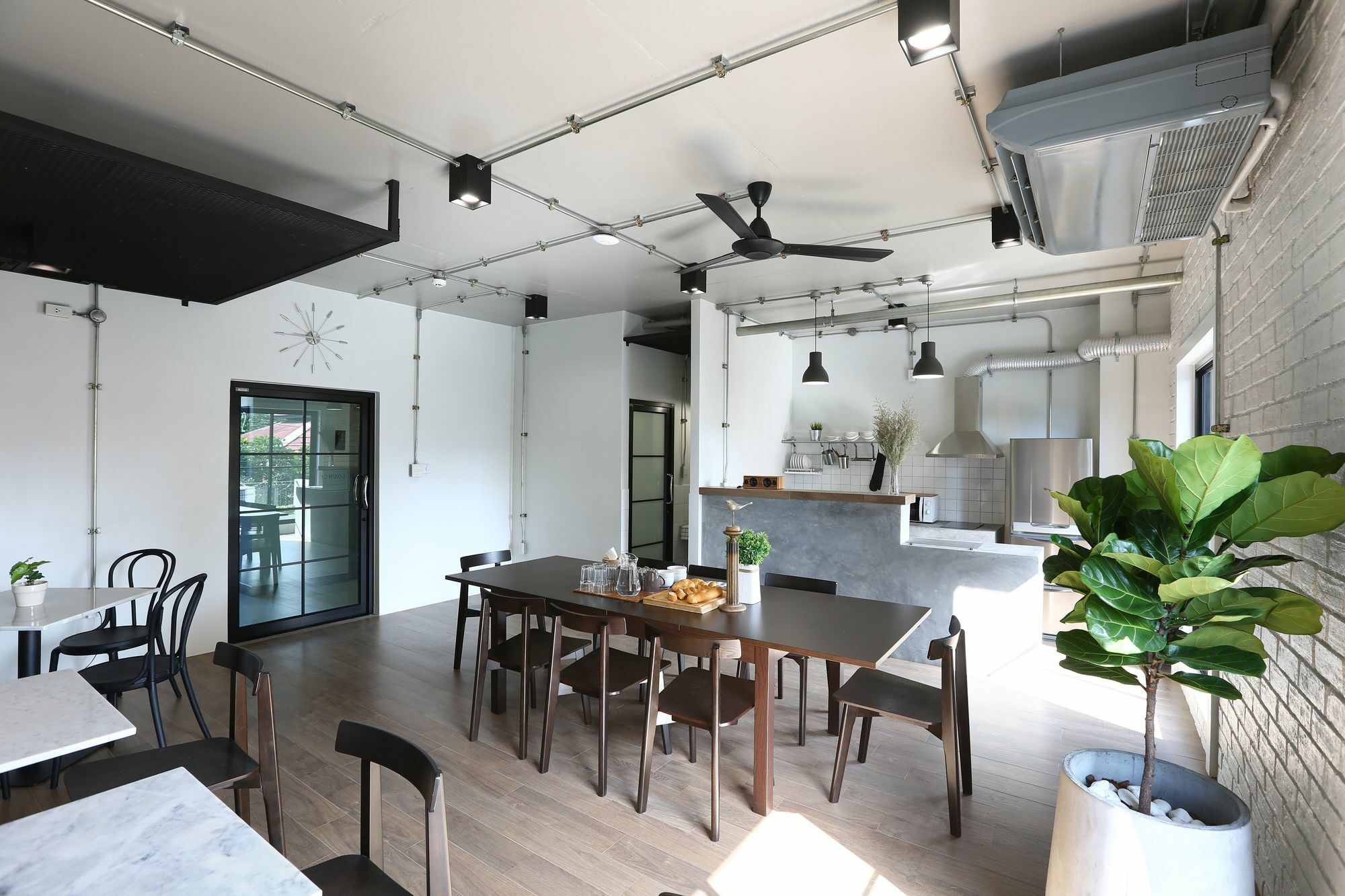 Sukh Serviced Apartment Ban Kho Hong Εξωτερικό φωτογραφία